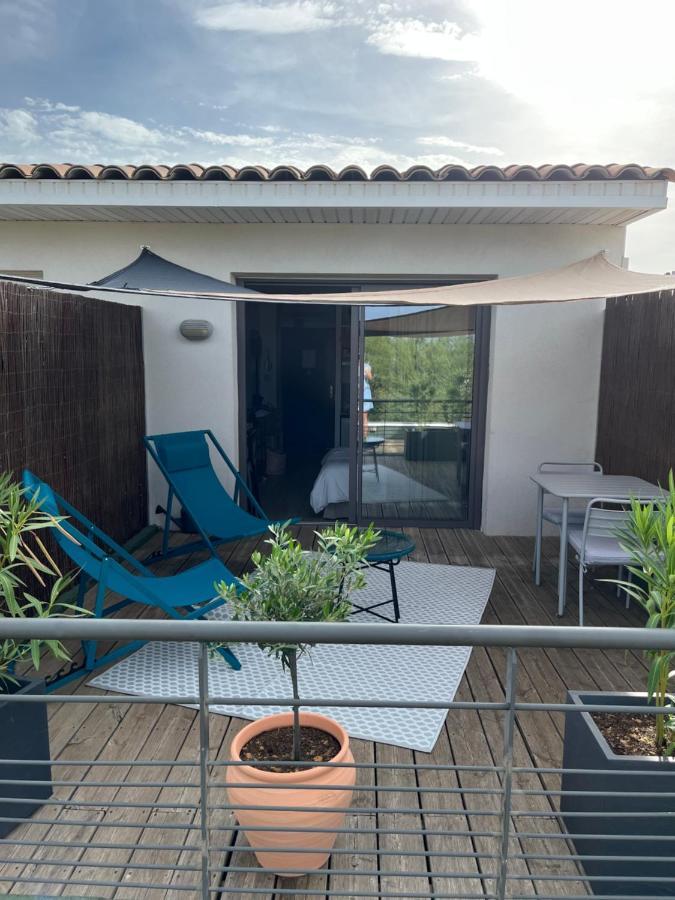 Studio Nuitee En Provence 2 Éguilles Exterior foto