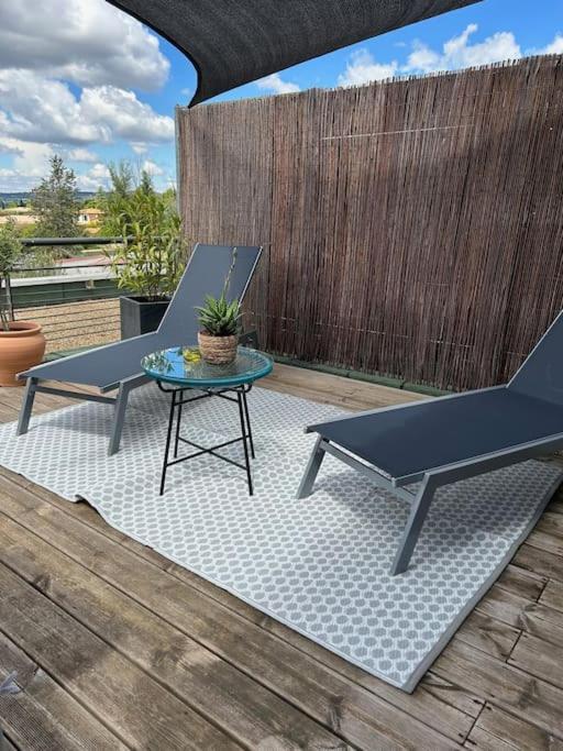 Studio Nuitee En Provence 2 Éguilles Exterior foto